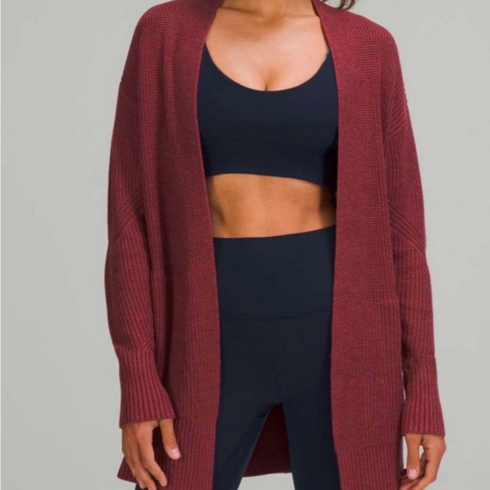 Lululemon Cashlu Sweater Wrap in Mulled Wine, EUC,  M/L‎